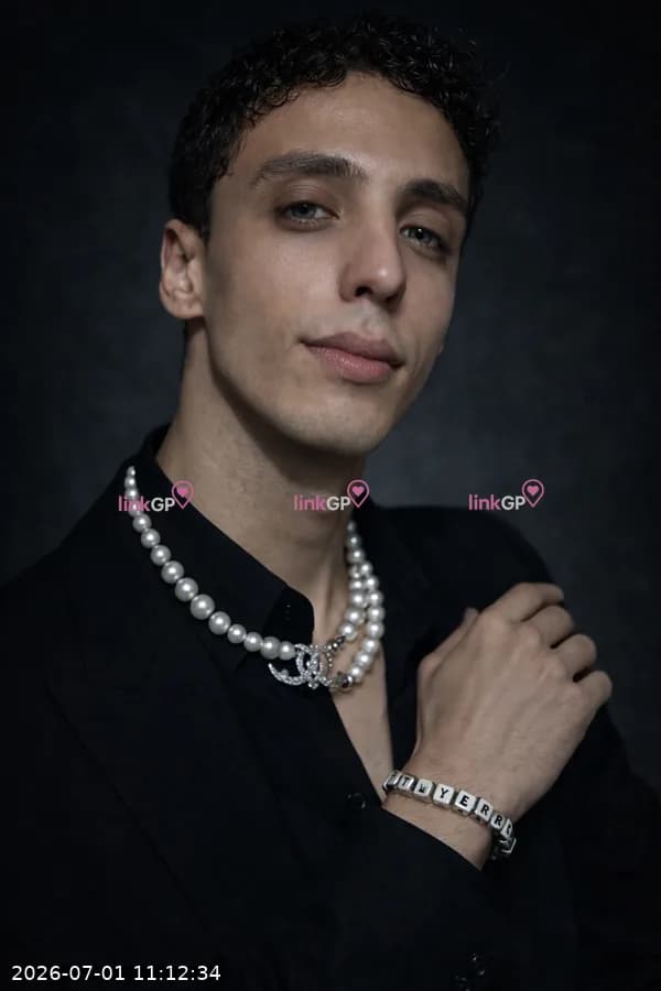 Videochamada erótica com foto real (2) — Tyler Ricardo