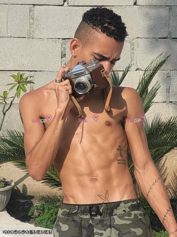 Videochamada erótica com imagem do anúncio — Vitor Moraes
