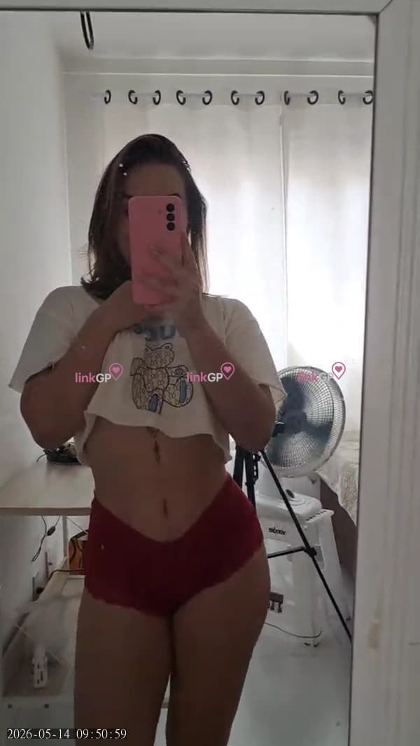 Videochamada erótica com tatuada, foto 13 de Agatha
