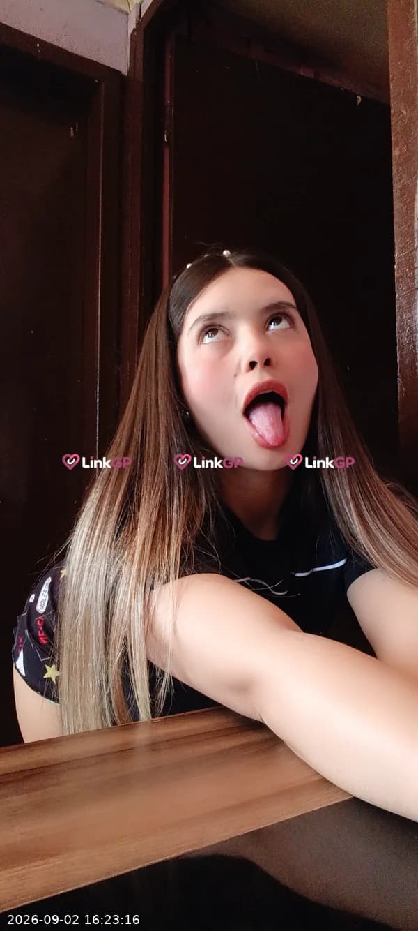 Videochamada erótica com cabelo longo, foto 7 de Agatha Fairy