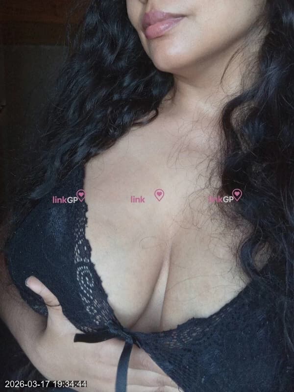 Videochamada erótica com mestiça, foto 11 de Alanis Monroe
