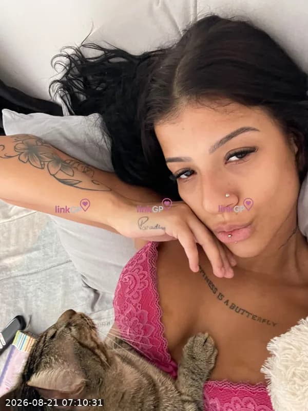 Videochamada erótica com avaliação de pênis (2) — Alice Heaven