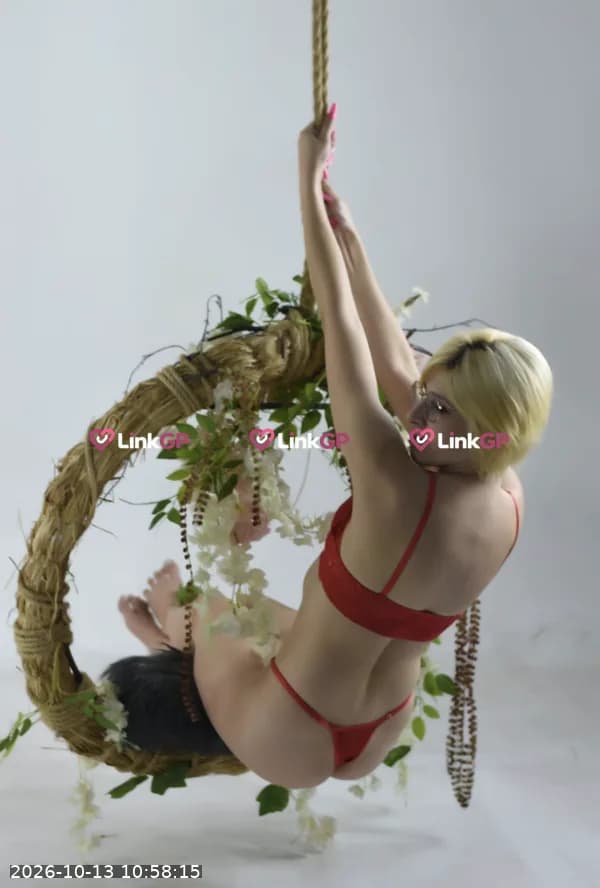 Videochamada erótica com foto sem retoque — Alicia Gregor, foto 5