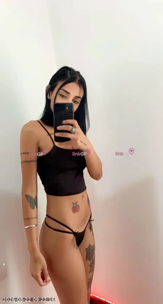Videochamada erótica com imagem do anúncio, foto de perfil