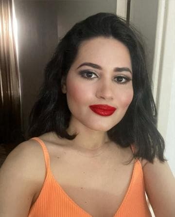 Ana Júlia — videochamada erótica e sexting online