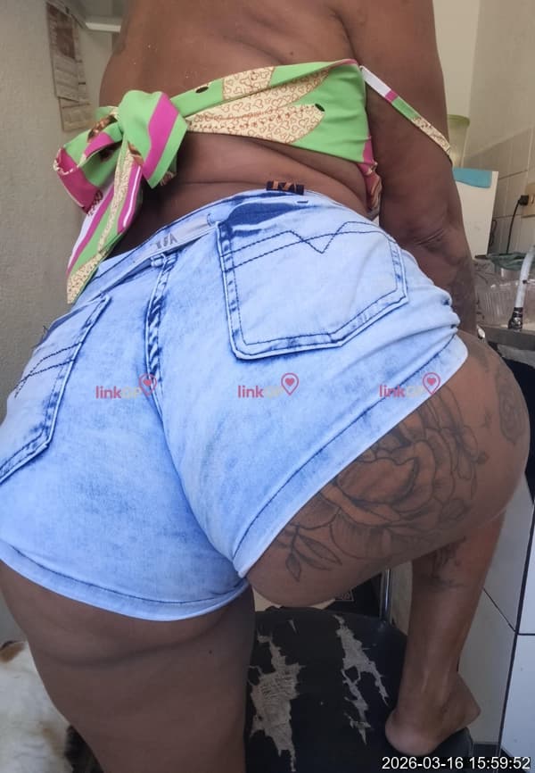 Videochamada erótica com cabelo longo — Cacau Show, foto 11