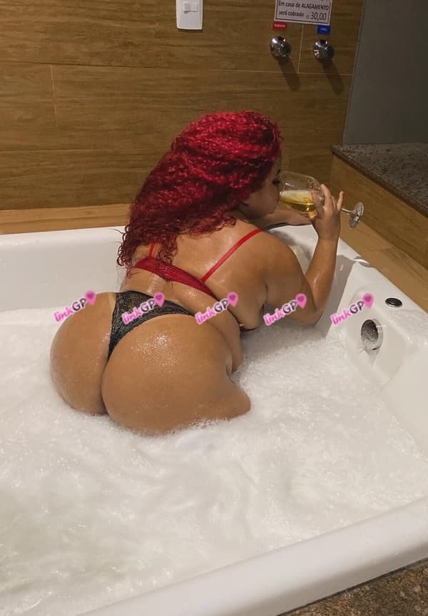 Videochamada erótica com lisinha (5) — Danii Bbw
