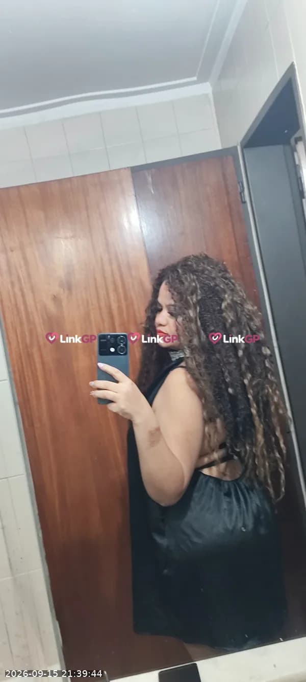 Foto 5: Videochamada erótica com olhos de mel — Domme Carla