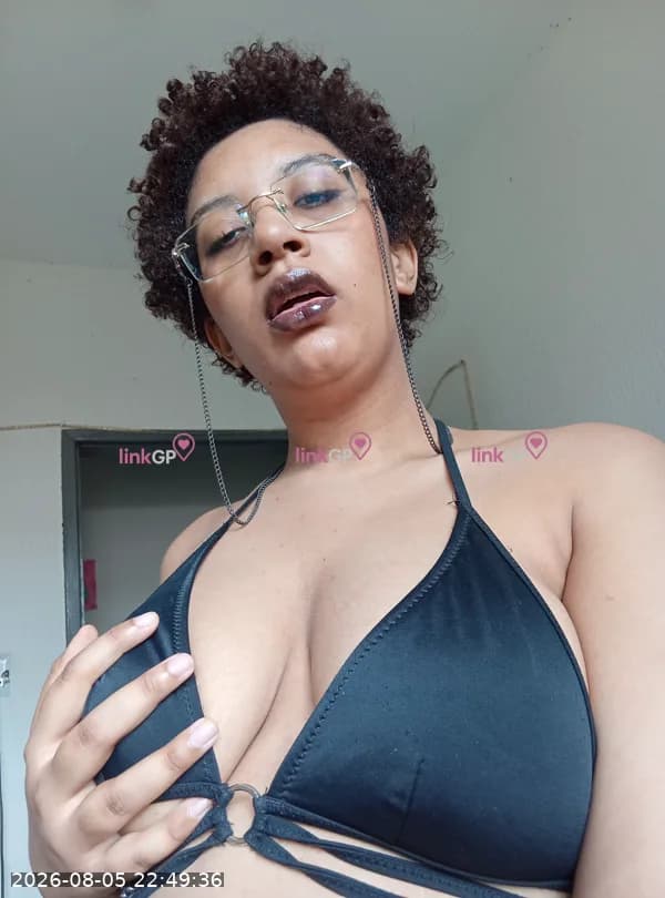 Videochamada erótica com ninfeta novinha (13) — Eclipse Nunes