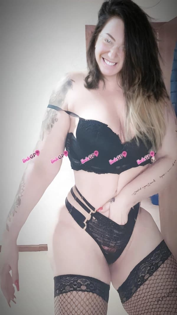 Videochamada erótica com peitões (11) — Emilly Casada