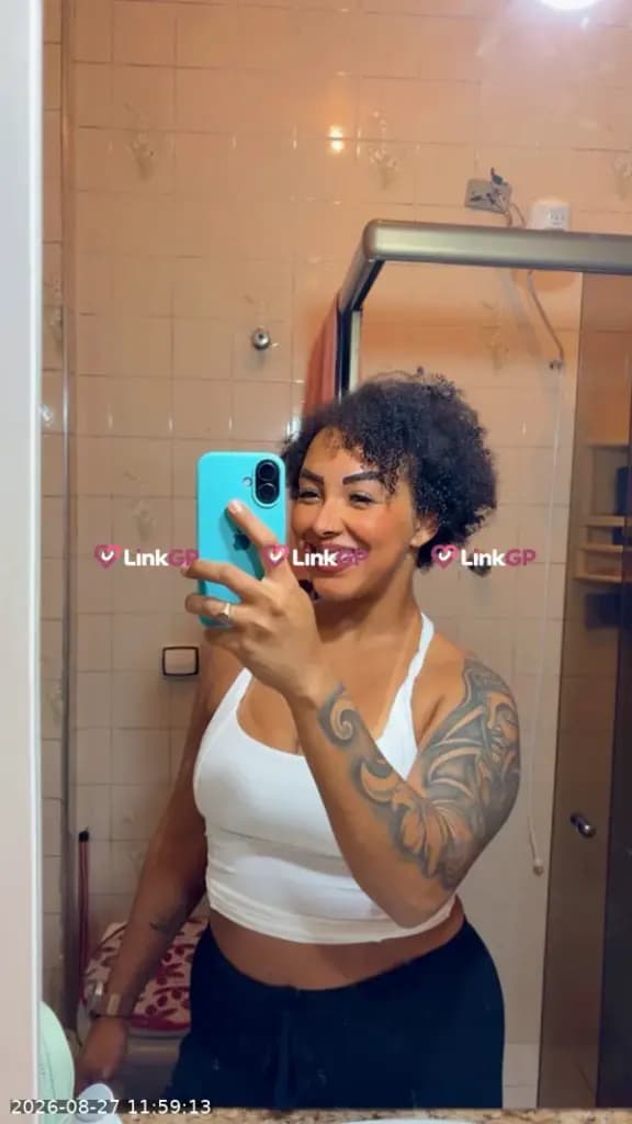 Videochamada erótica com imagem do anúncio, foto de perfil