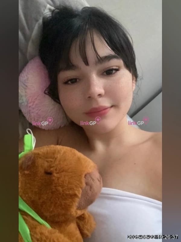 Foto 19: Videochamada erótica com cabelo liso — Hinata