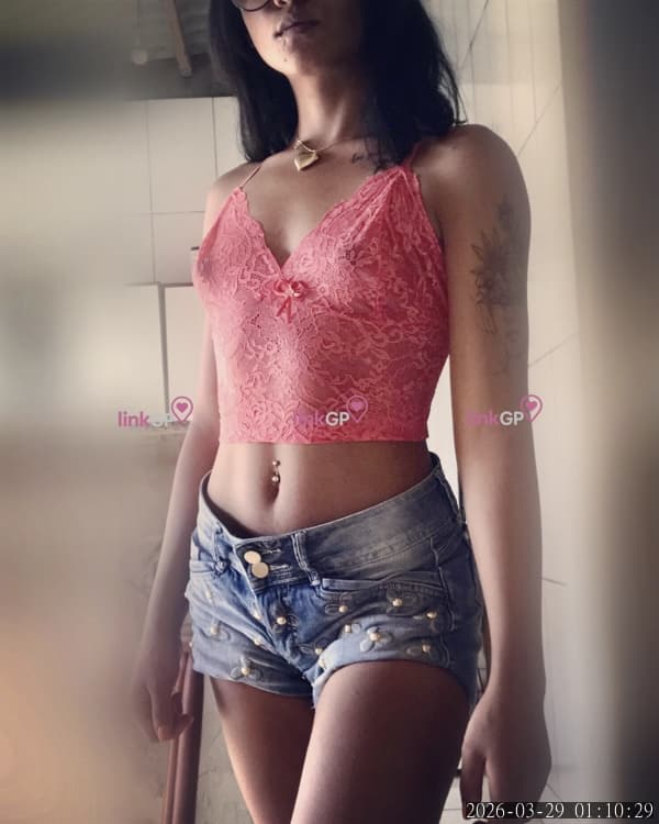 Videochamada erótica com morena — India Pocahontas, foto 11