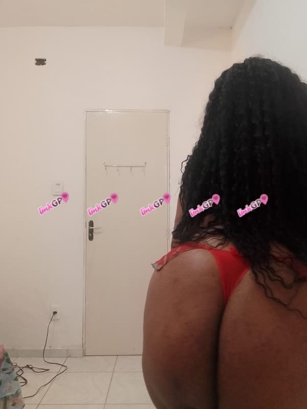 Videochamada erótica com lisinha — Ingrid Morena