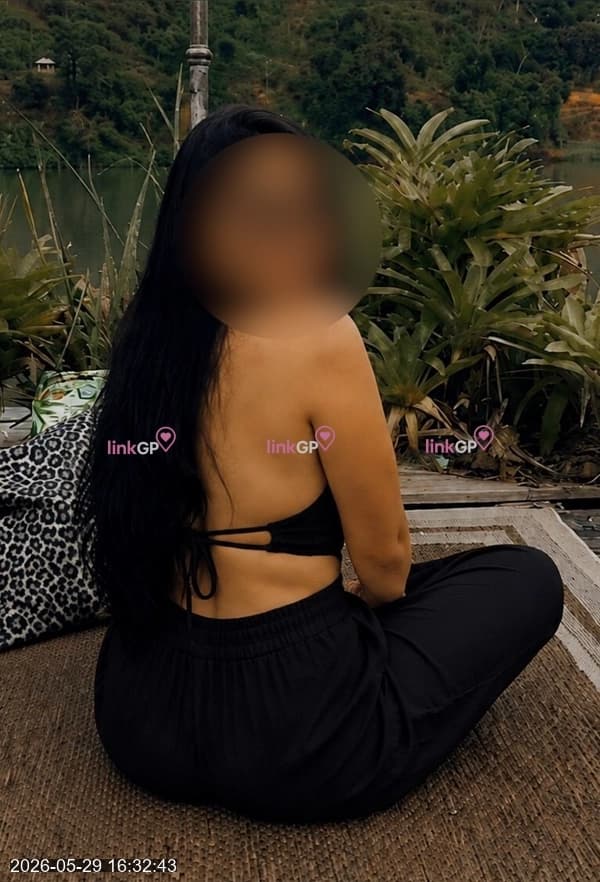 Videochamada erótica com cinturinha, foto 7 de Isabella