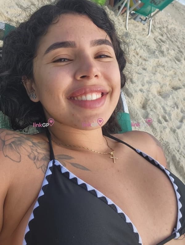 Videochamada erótica com cabelo médio — Ivie Encanto, foto 15