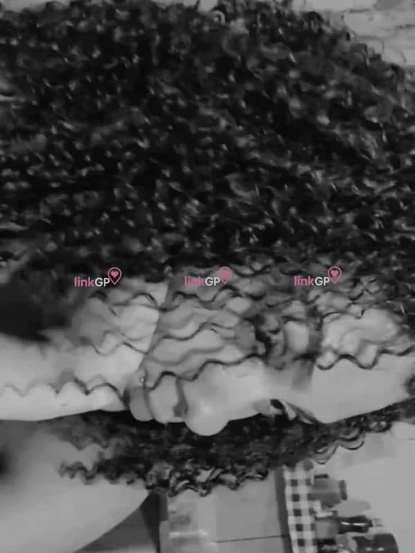 Videochamada erótica com baixinha (5) — Jessica