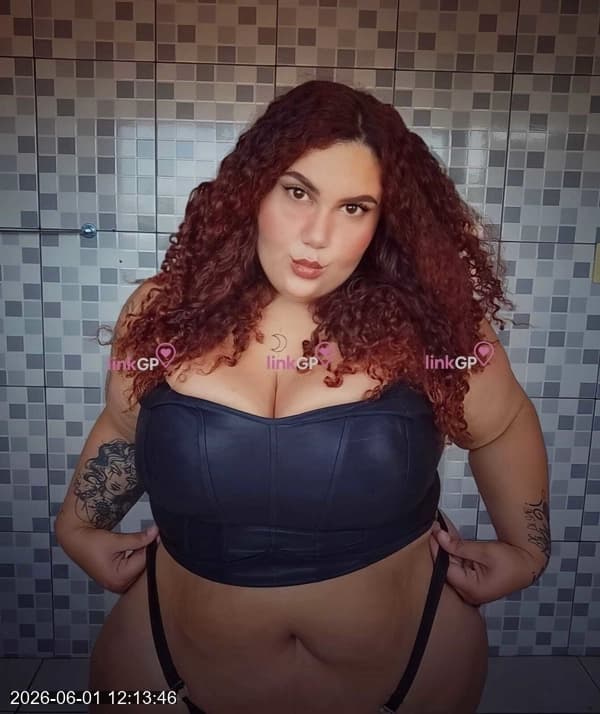 Foto 8: Videochamada erótica — beijo grego, Juicy Julia