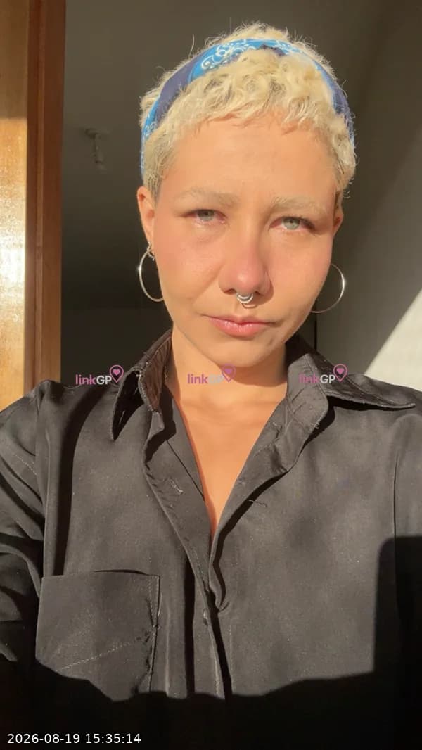 Videochamada erótica com imagem autêntica — Karina, foto 4