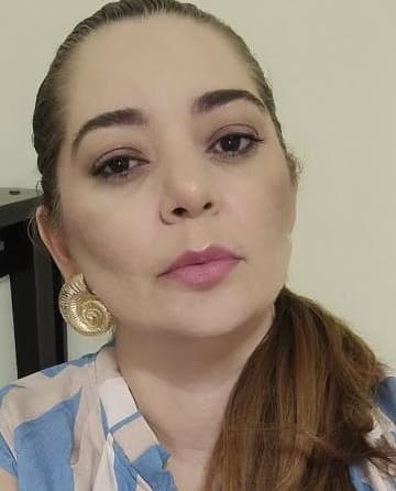 Videochamada erótica com cabelo castanhos, foto de perfil