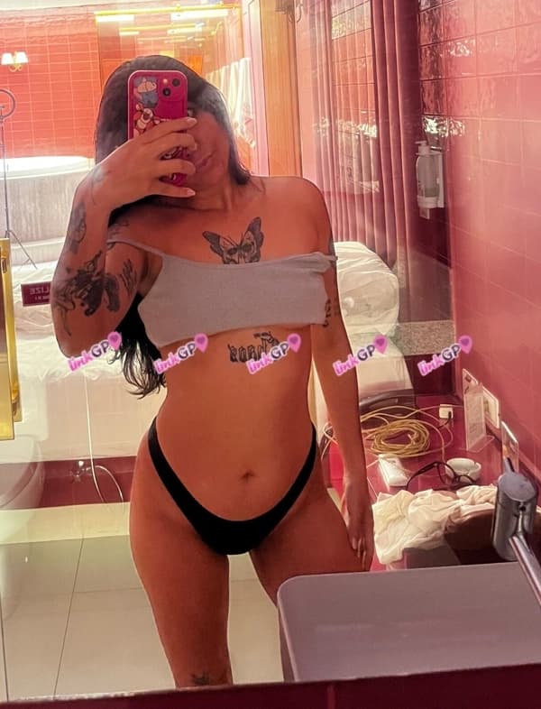Videochamada erótica com foto real (2) — Lana Angel