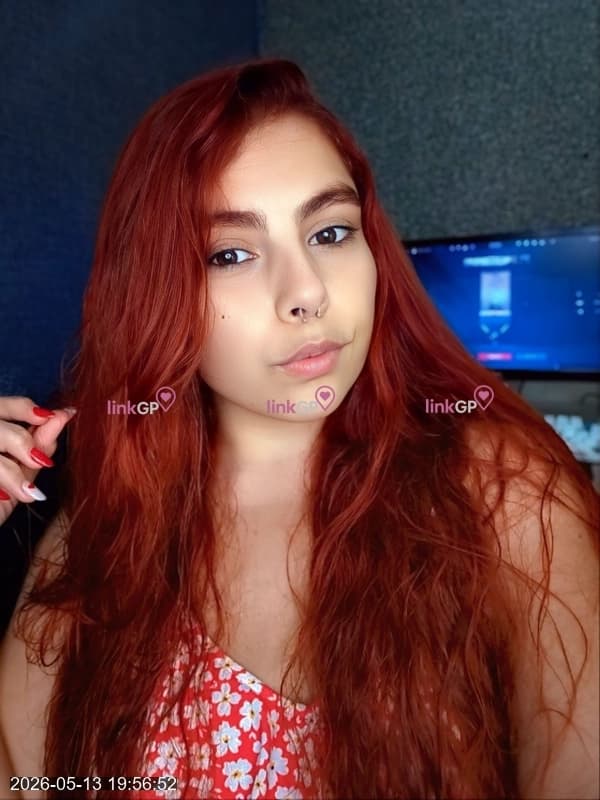 Videochamada erótica com imagem autêntica — Larah, foto 4