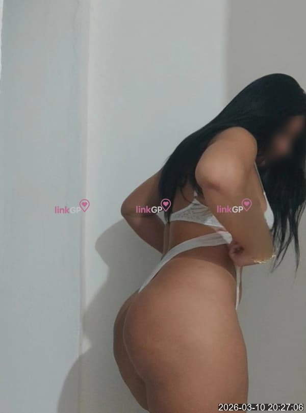 Videochamada erótica com ejaculação no corpo (12) — Larissa Júlia
