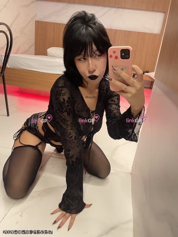 Videochamada erótica com imagem do anúncio, foto de perfil
