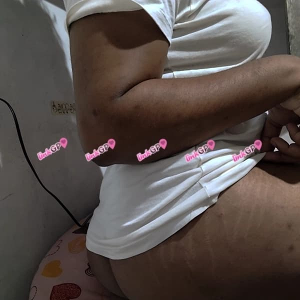 Videochamada erótica com cabelo cacheado (5) — Lory