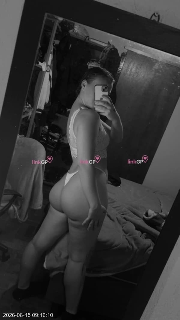 Foto 5: Videochamada erótica com cabelo liso — Maduzinha