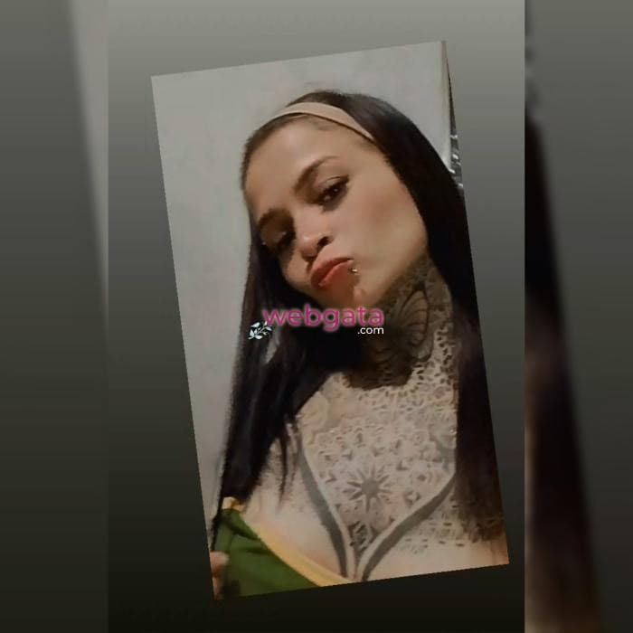 Videochamada erótica com putaria no chat (4) — Magrinha