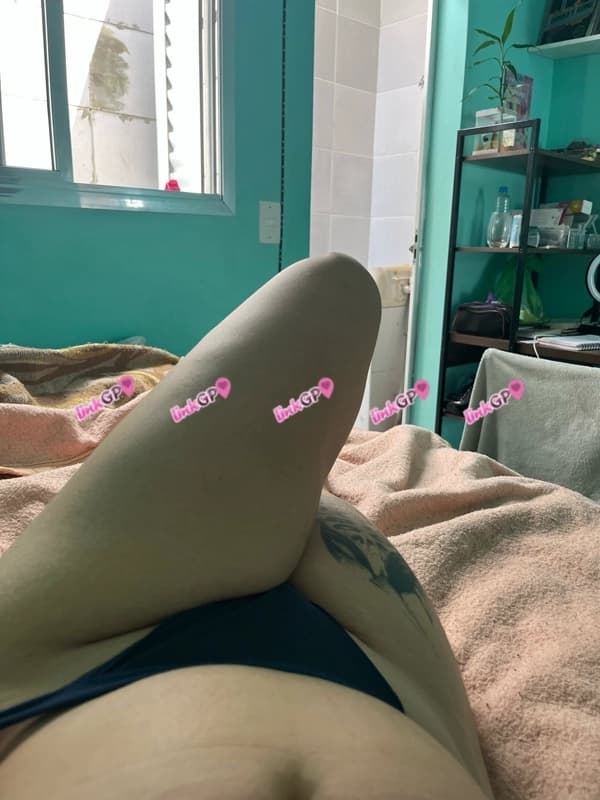 Videochamada erótica com imagem autêntica — Mia, foto 4