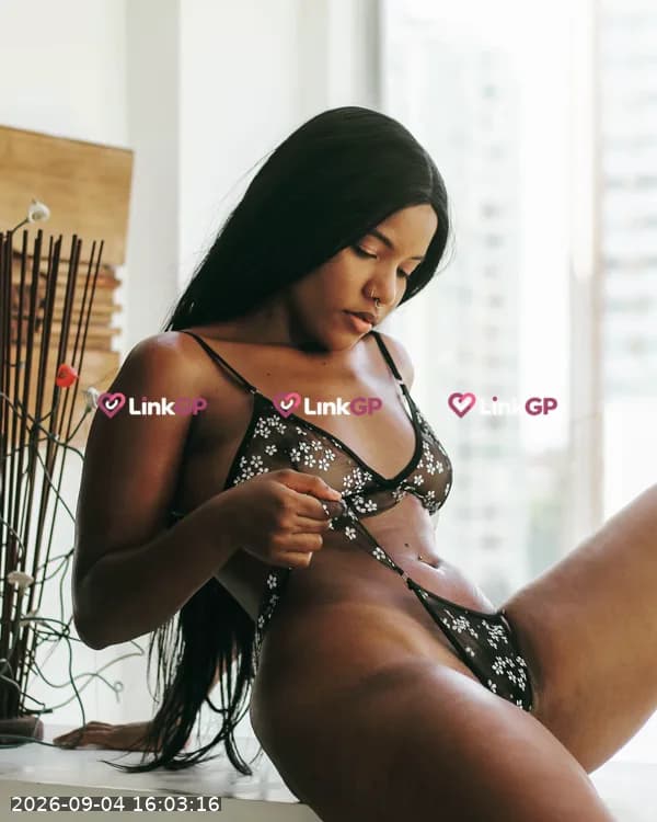 Videochamada erótica com imagem autêntica — Misticamey, foto 4