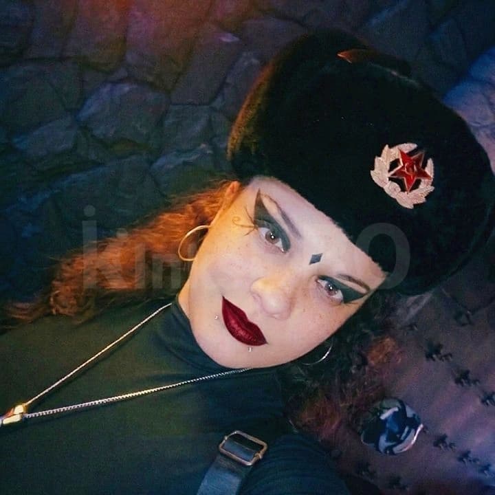 Videochamada erótica com imagem do anúncio — Mistress Loba ✦