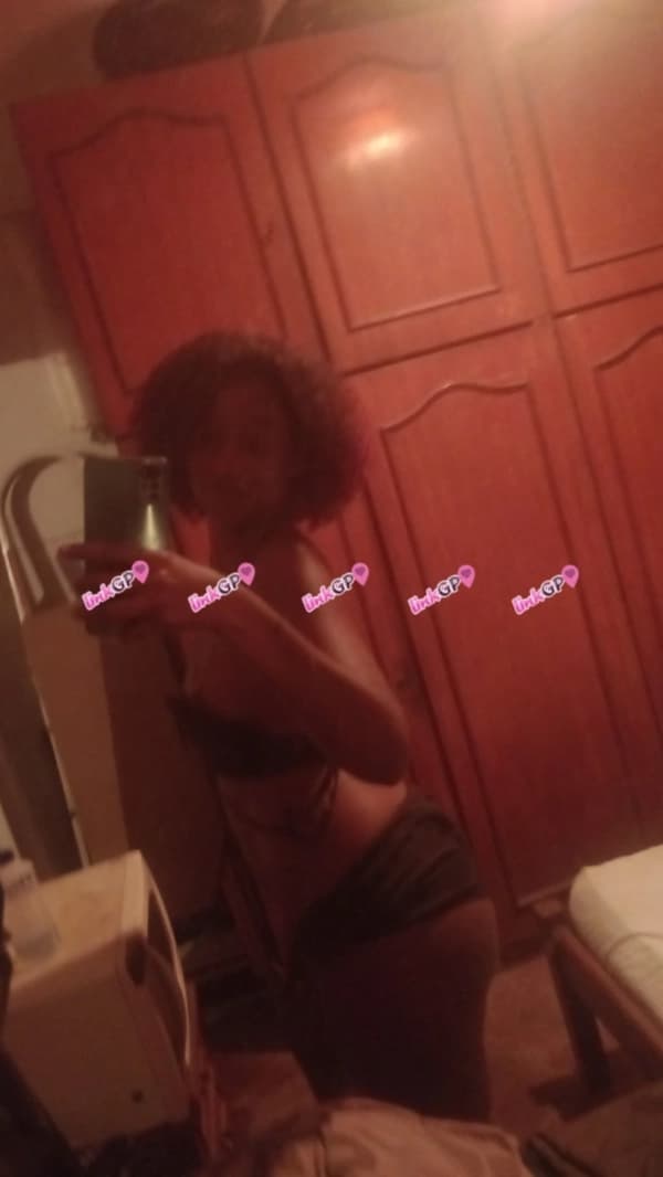 Videochamada erótica com tatuada — Mohana, foto 16