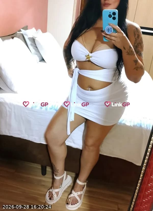 Videochamada erótica com alta — Morena Bronzeada