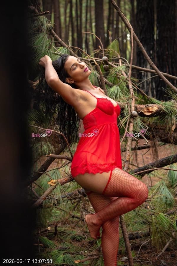Foto 13: Videochamada erótica com seios pequenos — Morena Flor