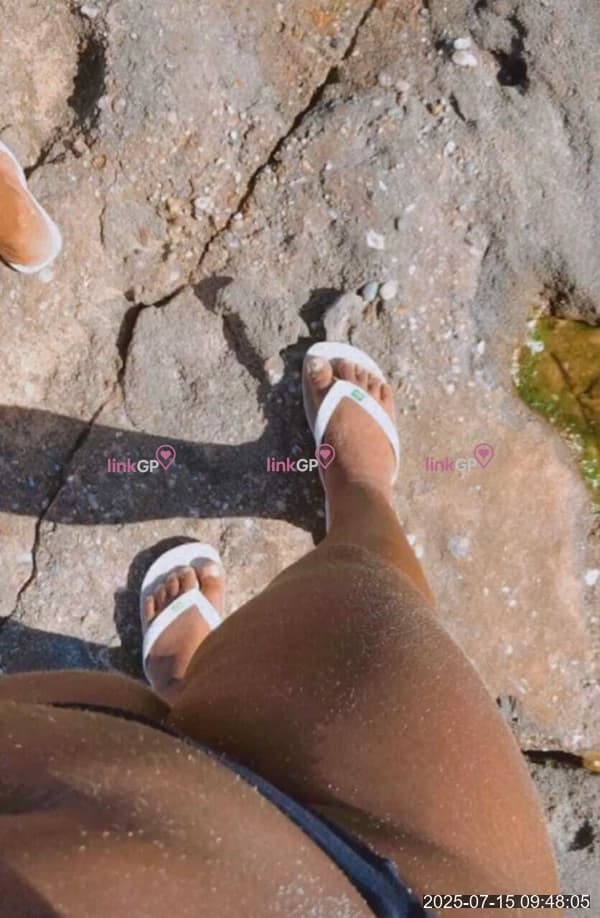 Videochamada erótica com apertadinha — Nallanda, foto 7