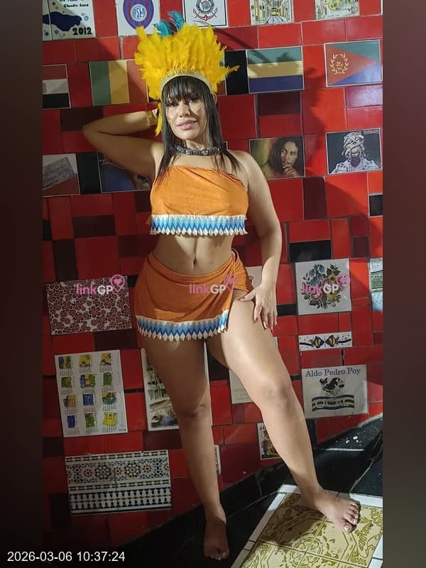 Foto 11: Videochamada erótica com cinturinha — Renatinha