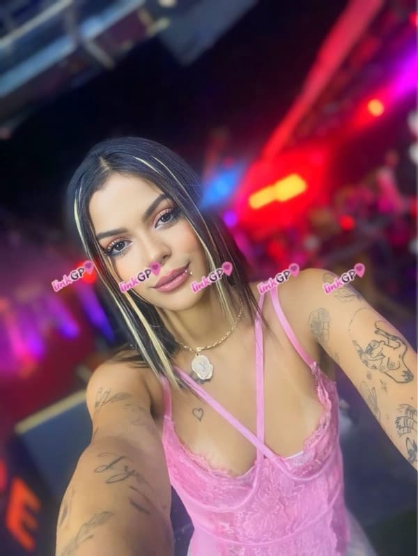 Videochamada erótica com foto real (2) — Ruby