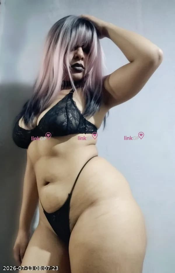 Videochamada erótica com cabelo cacheado — Safadinha Virtual, foto 5