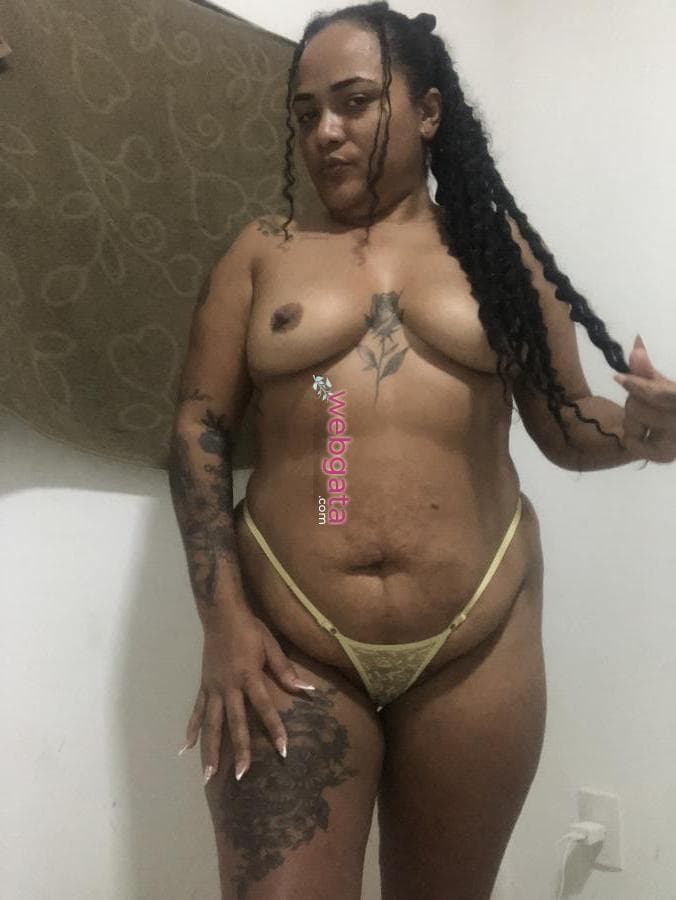 Foto 11: Videochamada erótica com cabelo pretos — Scarlet Fire