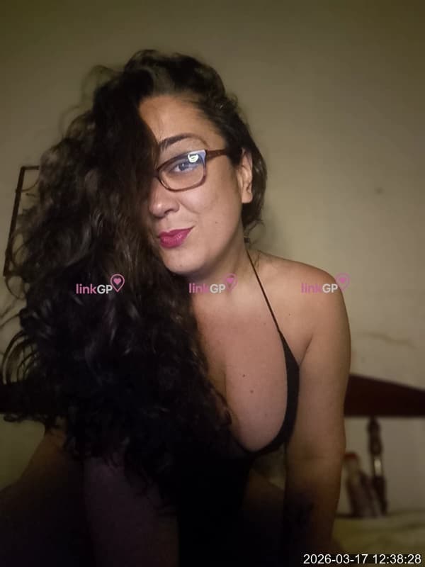 Videochamada erótica com cabelo ondulado, foto 9 de Vivi Ramos