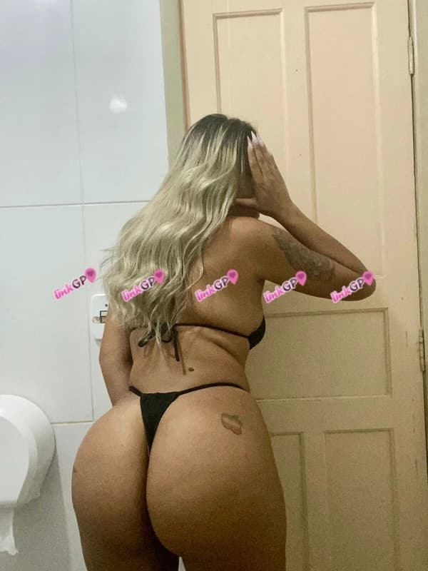Videochamada erótica com alta — Vivy Montenegro