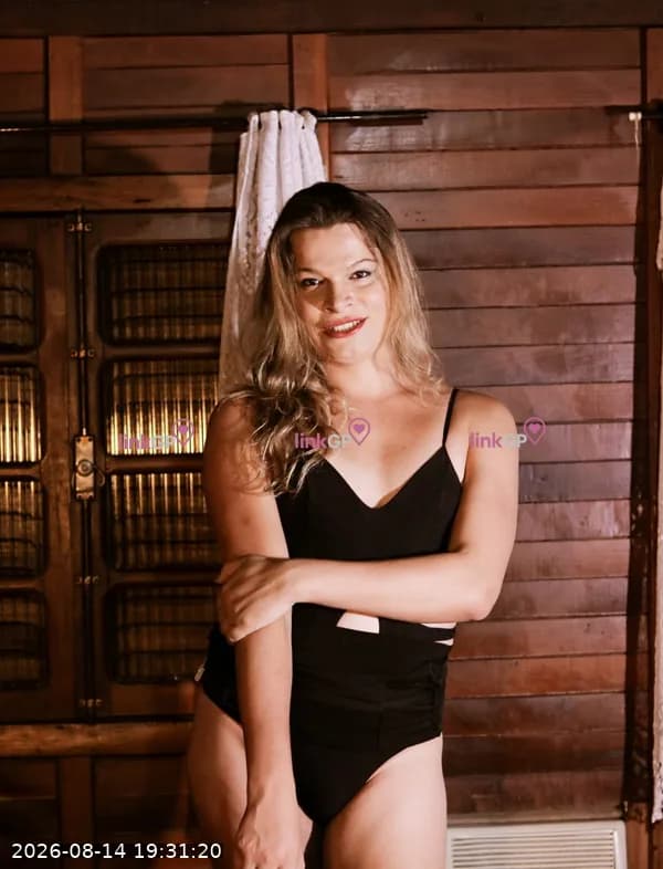 Videochamada erótica trans com apertadinha, foto de perfil