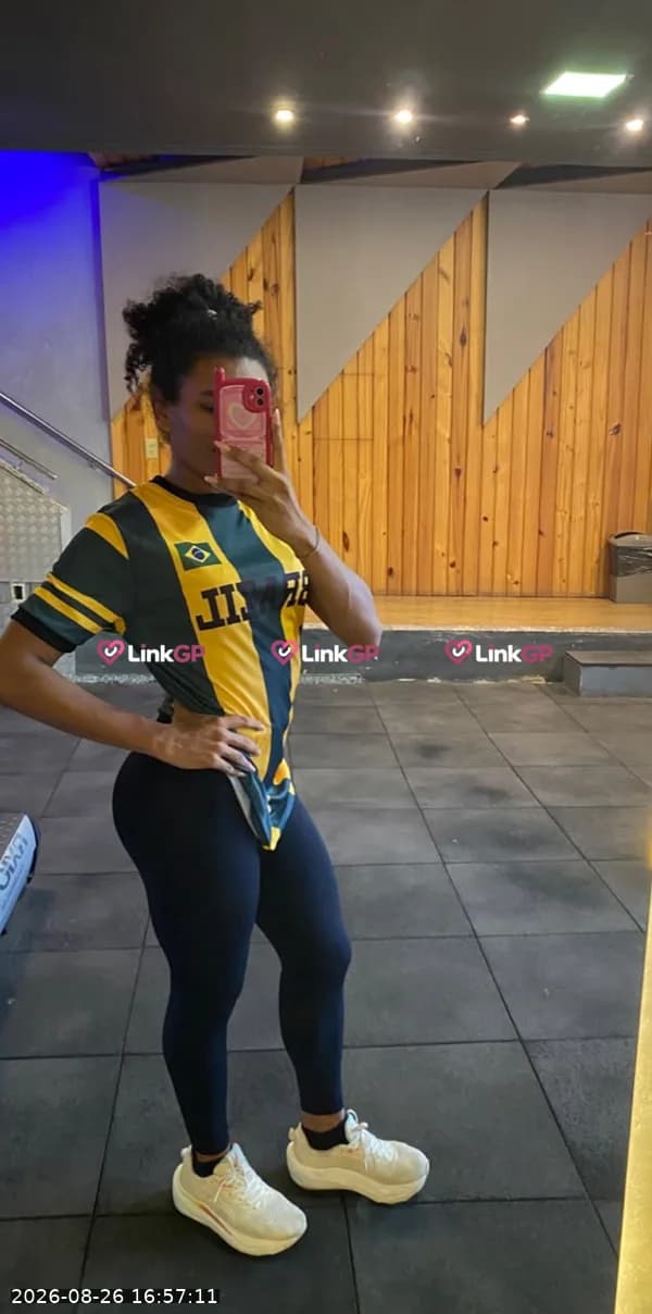 Foto 10: Videochamada erótica trans — beijo na boca, Morena Bronzeada