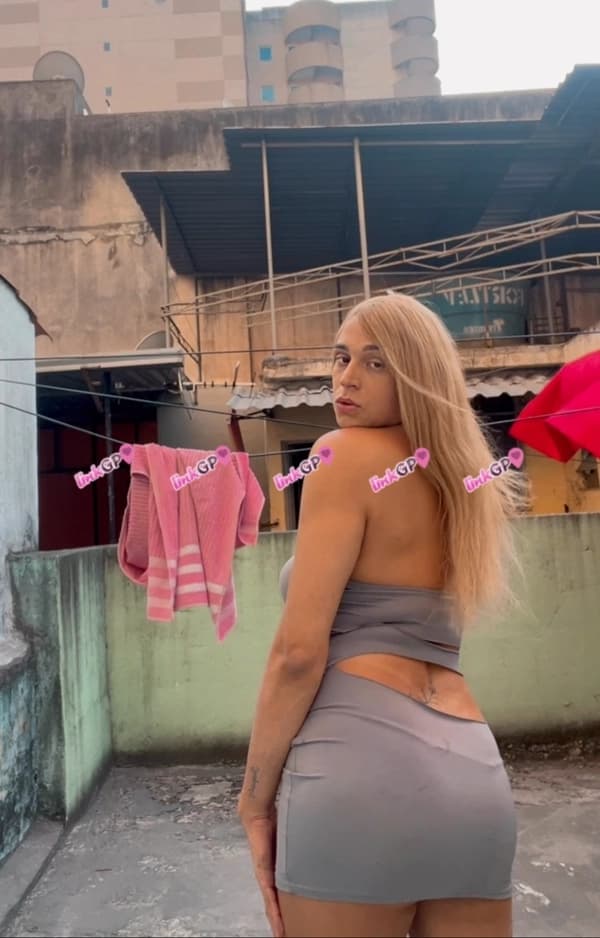 Videochamada erótica trans com imagem autêntica — Penélope Charmosa, foto 10