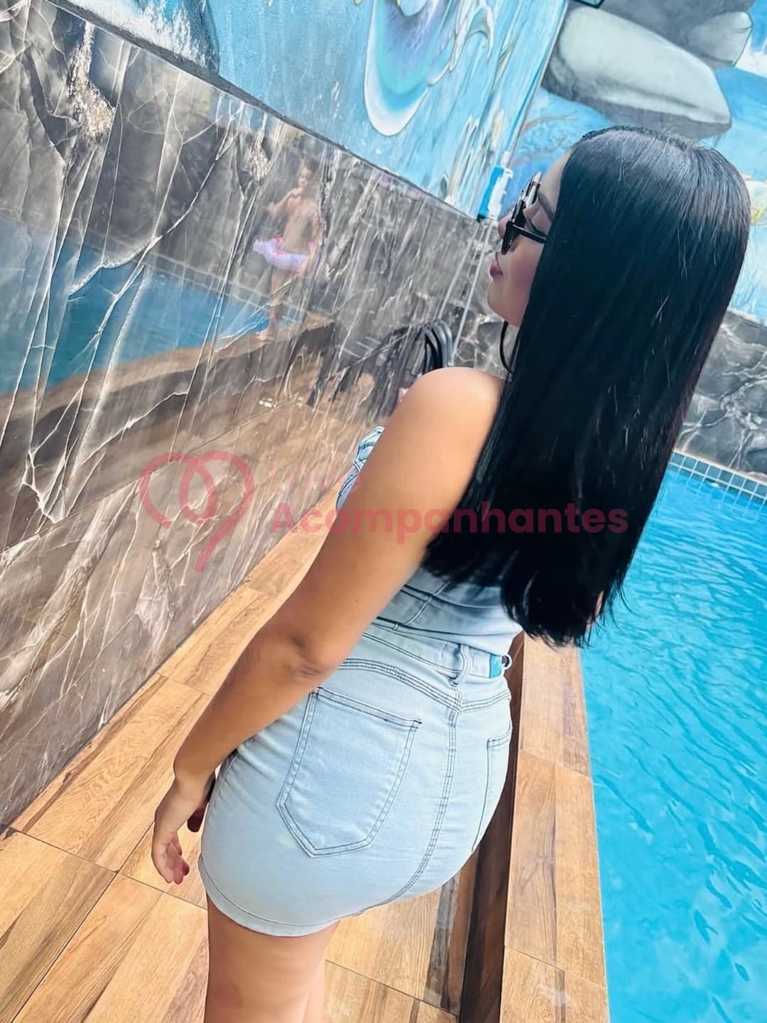 Bruninha — Namoradinha cheia de tesao em apartamento sozinha