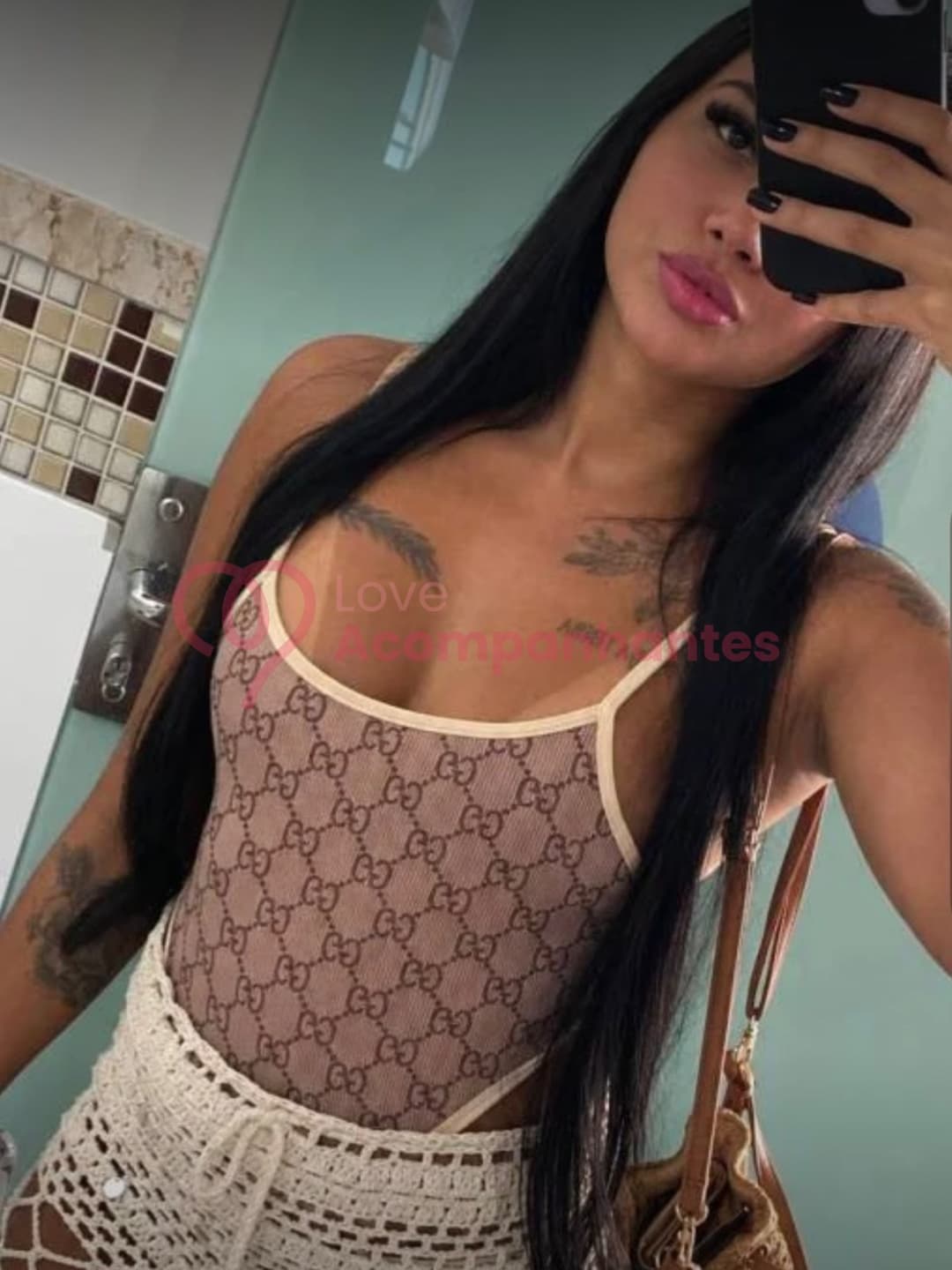 Bombom — Bombom deliciosa atendo em hoteis