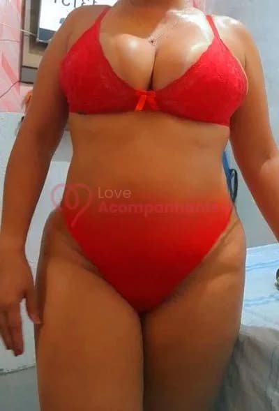 Aline, 27 anos — acompanhante em Campinas